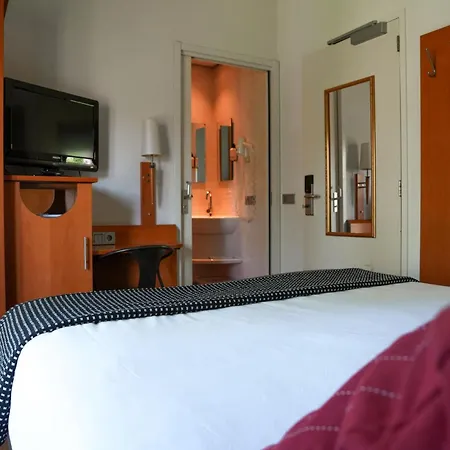 Hotel Het Witte Paard Etten-Leur Exterior photo
